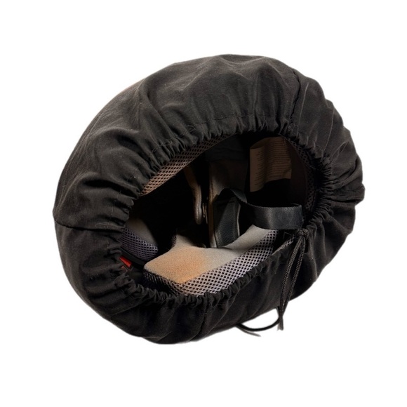 Harley-Davidson | Black and Red Helmet Cover Bag with Drawstring - Picture 5 of 12